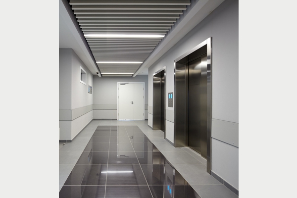 EMC Лифтовые холлы